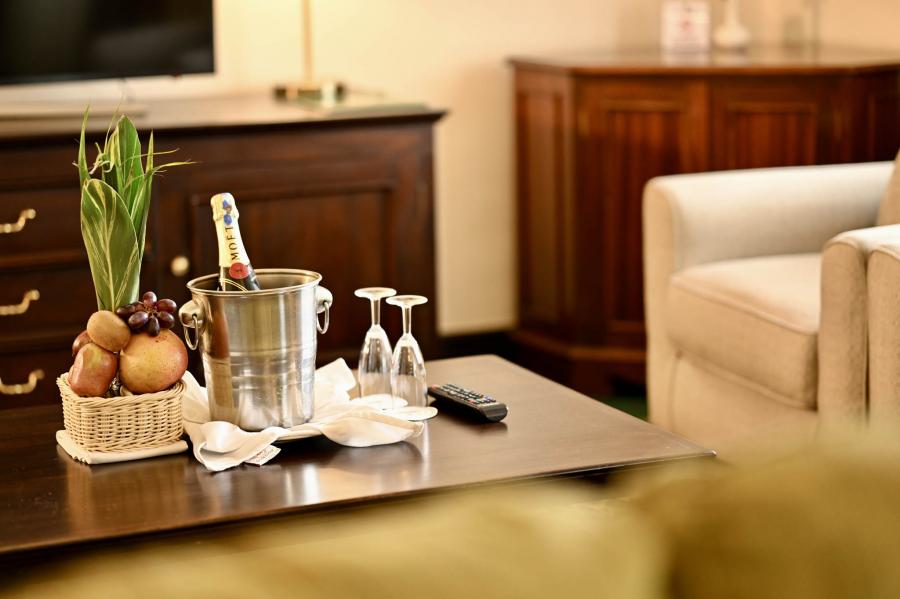 Signature Suite